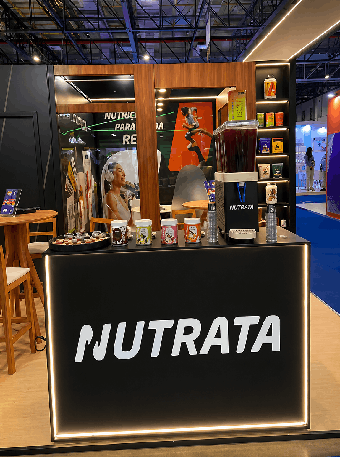 Home 27 Stand de café montado para evento corporativo